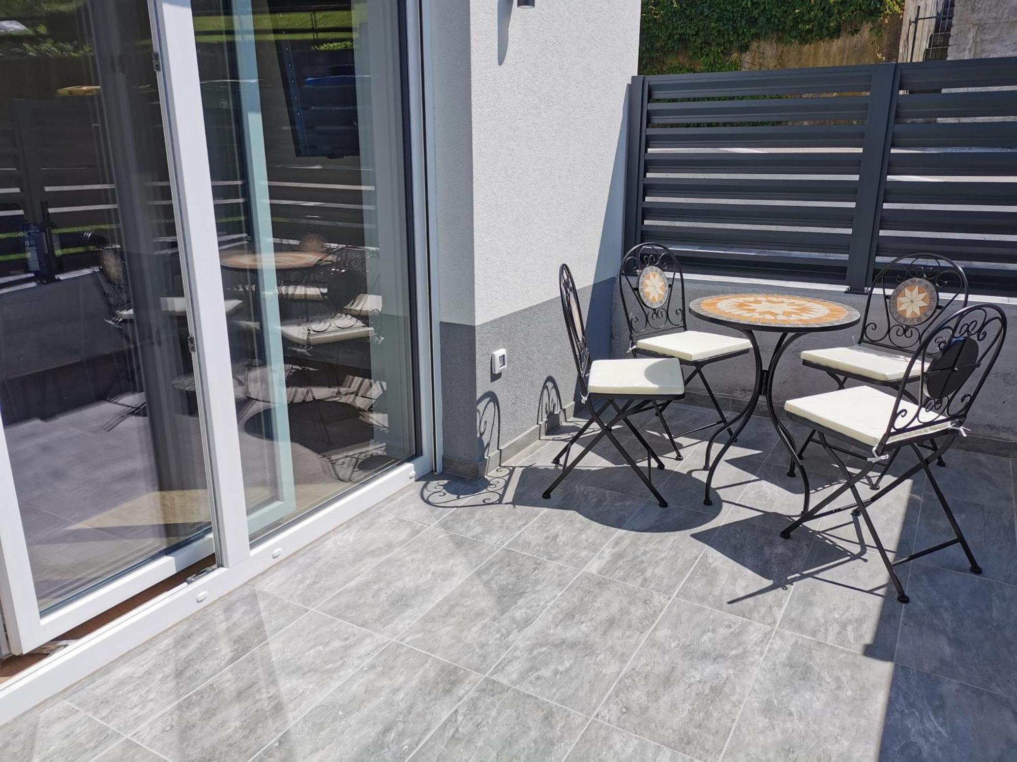 Naia Apartments Novo Mesto Kültér fotó